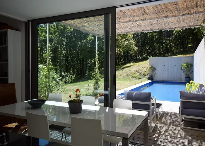 Дом отдыха In With Private Pool *