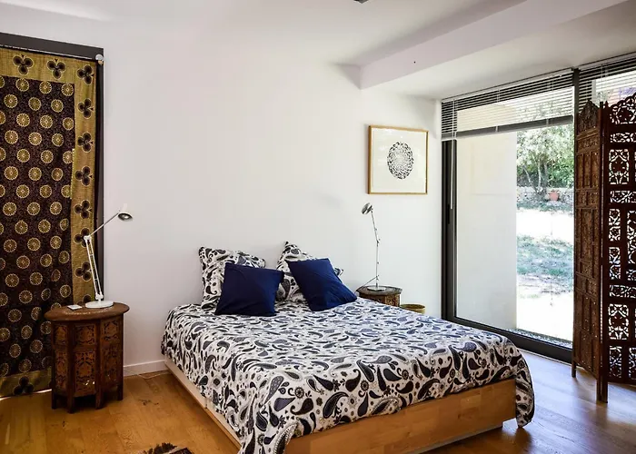 Дом отдыха In With Private Pool *