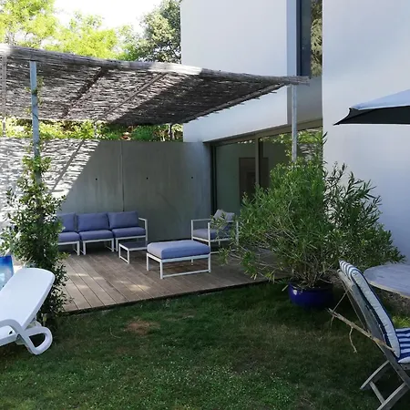 In With Private Pool Feriehus