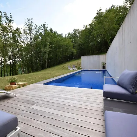 In With Private Pool Boissieres (Lot)