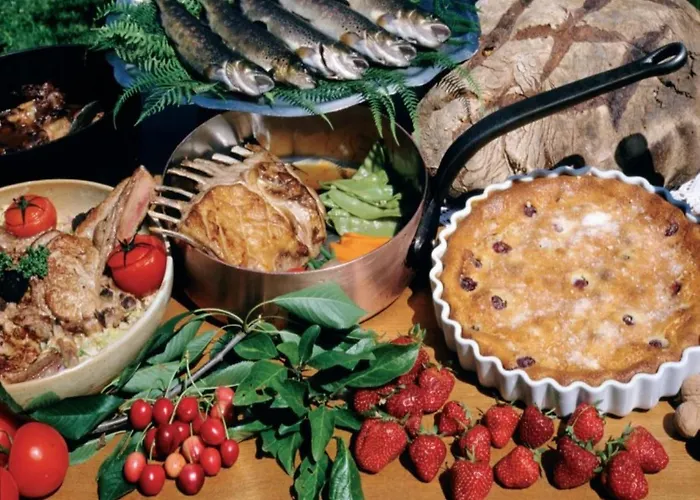 In With Private Pool Boissieres (Lot)